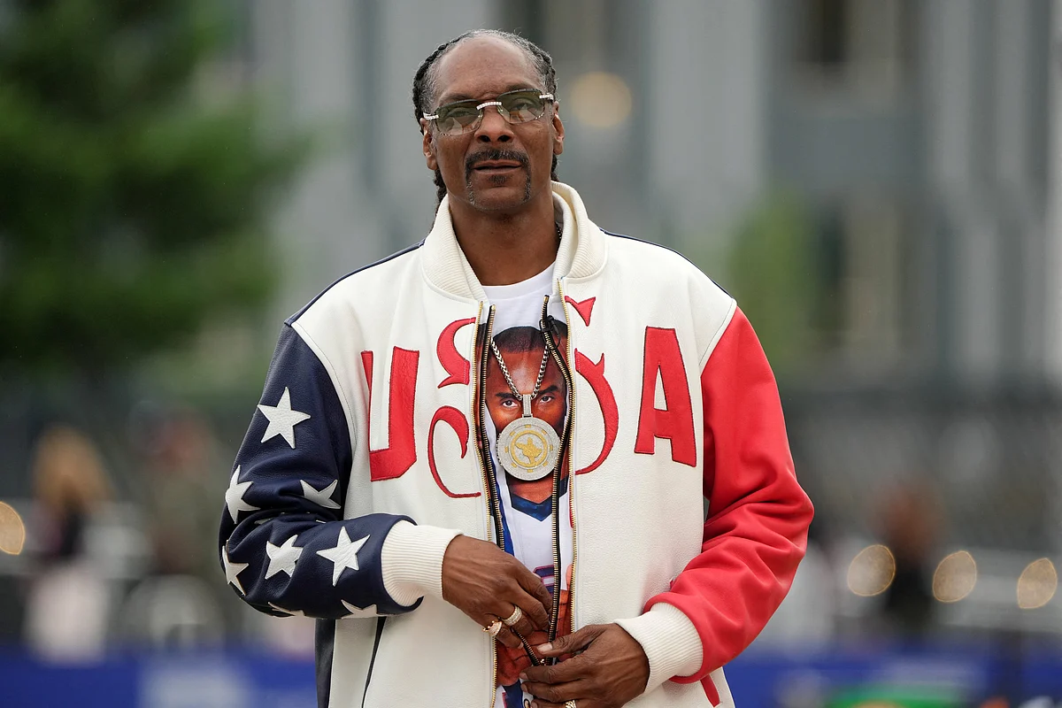 US rapper Snoop Dogg to carry torch ahead of Paris opening ceremony ...