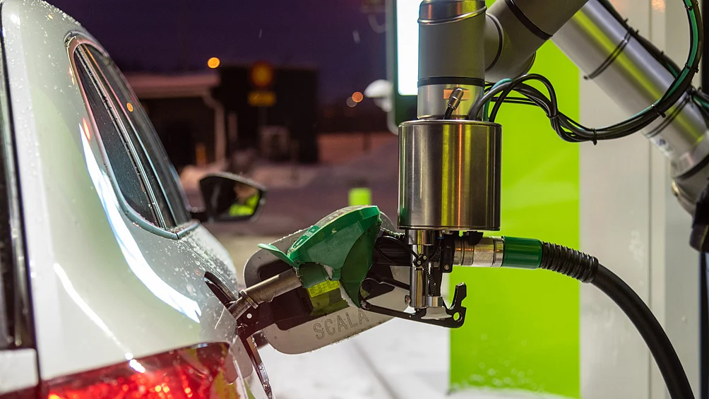 Autofuel unveils plans to expand in the Middle East with its ...