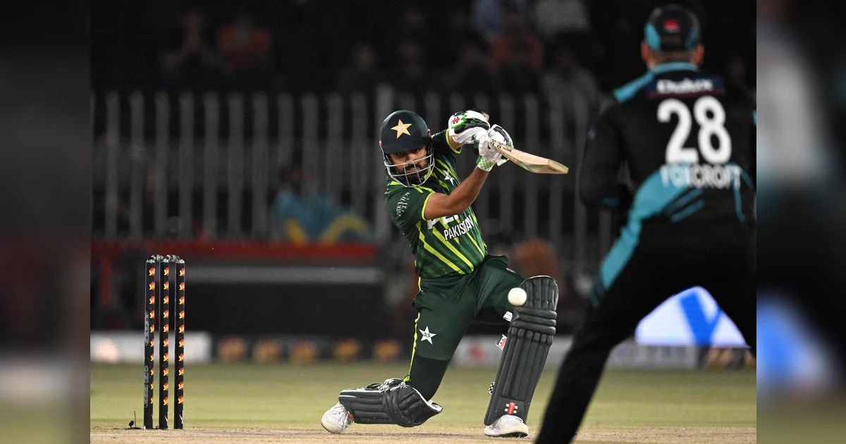 Azam, Afridi help Pakistan edge New Zealand to draw T20I series ...