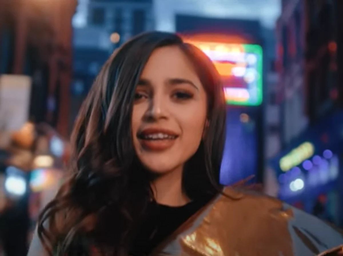 Pakistani singer Aima Baig's Funkari song becomes an instant hit on ...