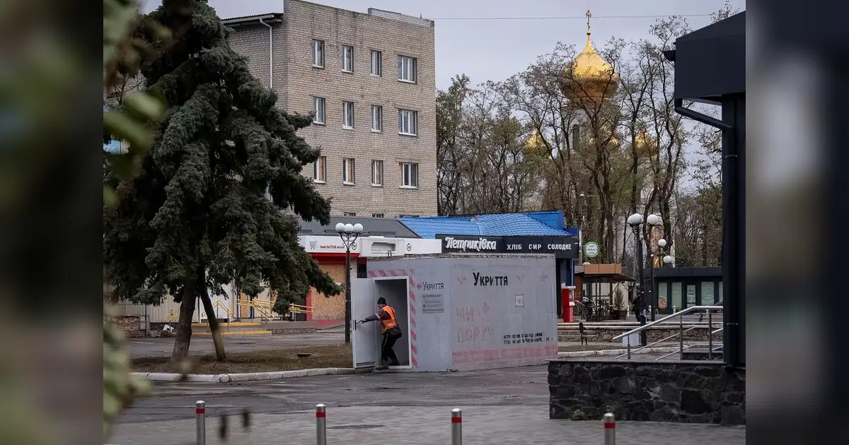 Soviet Rocket Program Russian missile kills six, injures 20 in Ukraine's Zaporizhzhia ...