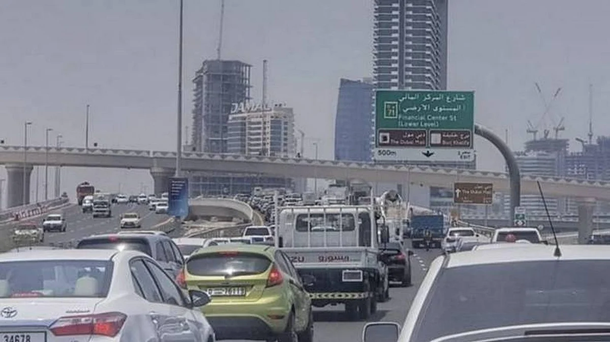 UAE traffic alert: Accident causes tailbacks on Dubai road | Khaleej Times