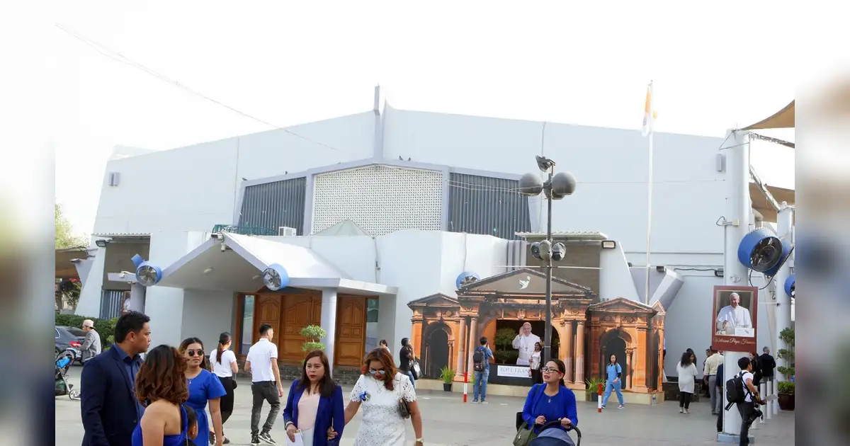 Dubai's Catholic churches fully reopen after 3-month restrictions amid ...