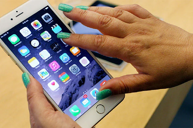Type with one hand with this app on new iPhones | Khaleej Times