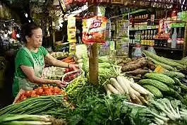 Philippines hit by accelerated inflation, no immediate relief from Iran-US ceasefire