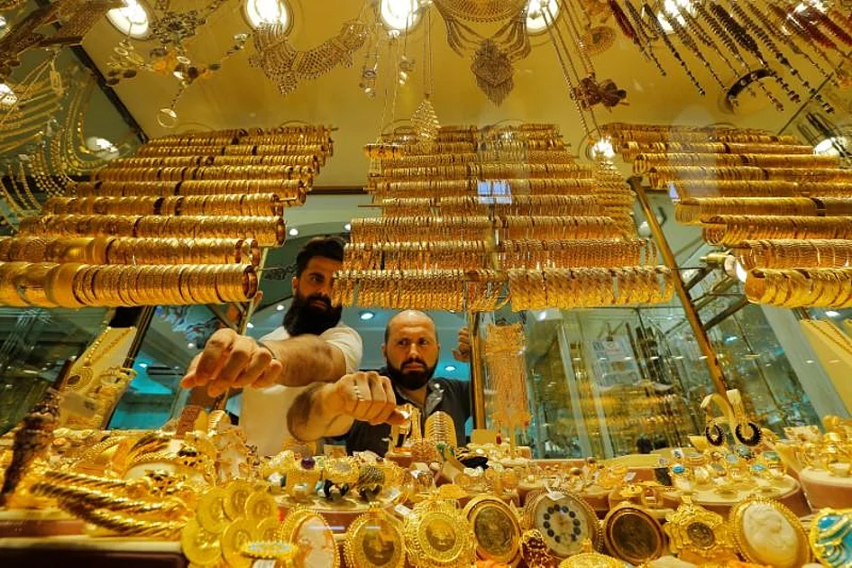 Der Goldpreis in Dubai fiel um 3,5 Dh pro Gramm, da der Ölpreis die Marke ...