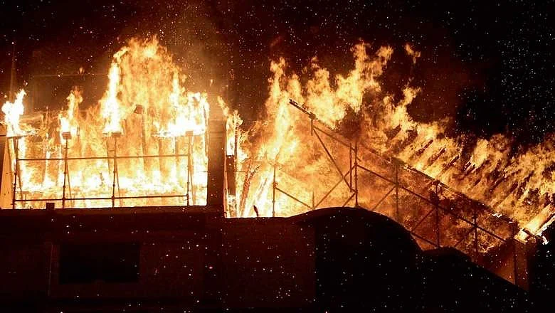 Two fires in Sharjah put out | Khaleej Times