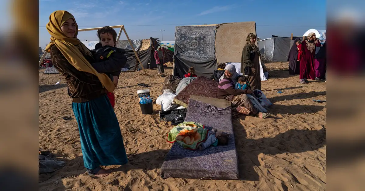 Gaza Crisis Major Events Including Evacuations To UAE During 8 Weeks gaza-crisis-major-events-including-evacuations-to-uae-during-8-weeks