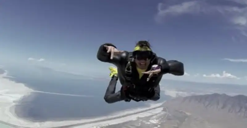 Wombat Rapper Falling Video: Rapper dies after falling off plane wing during music video ...