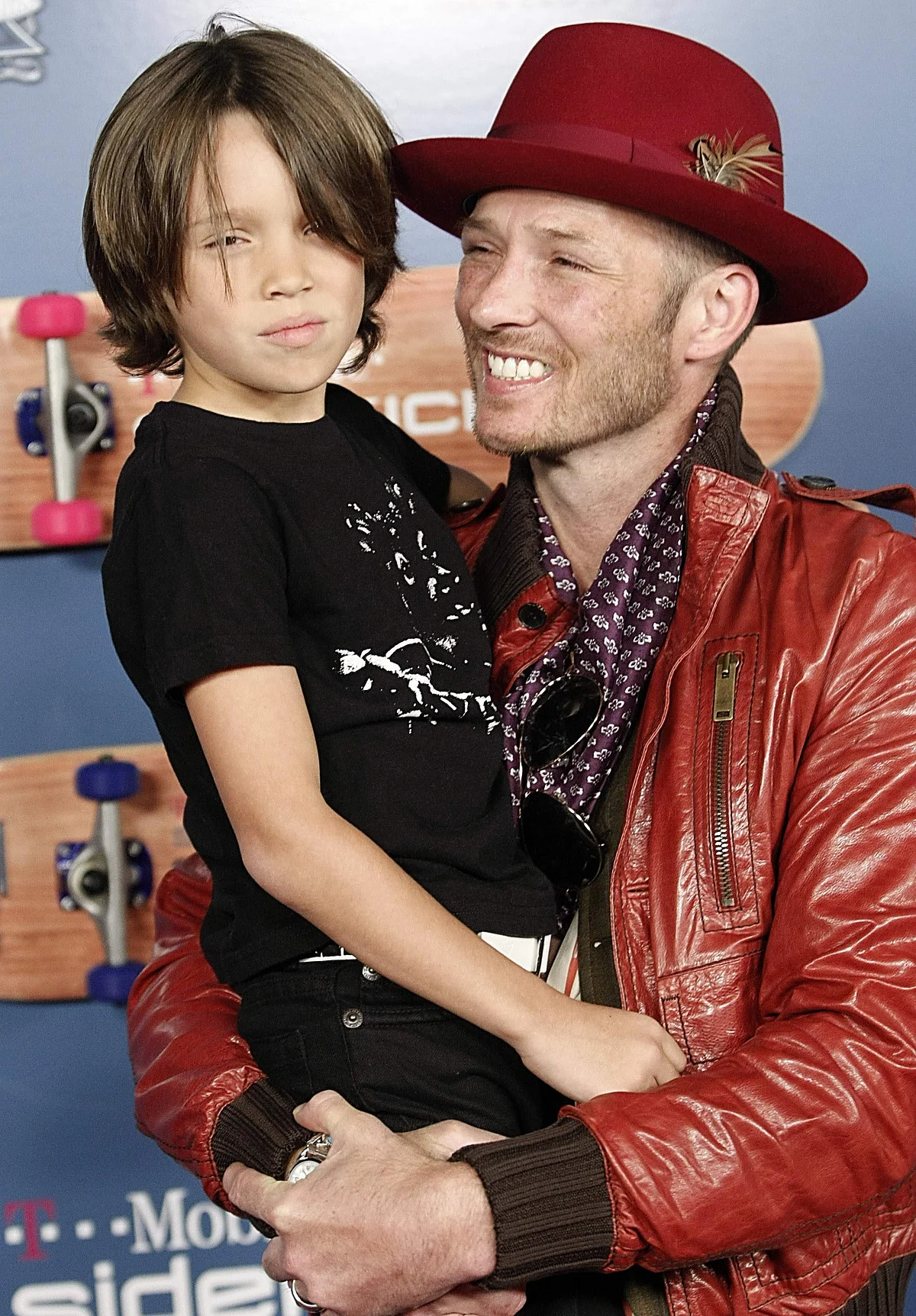Scott Weiland's exwife writes letter on kids' behalf