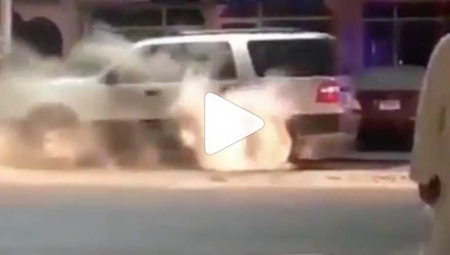 Video: Car catches fire in UAE lamppost crash | Khaleej Times