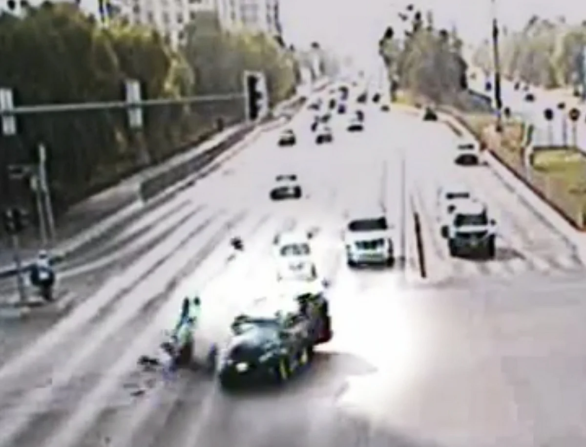 Video: Driver jumps red light in UAE, gets hit by car in horrific crash ...
