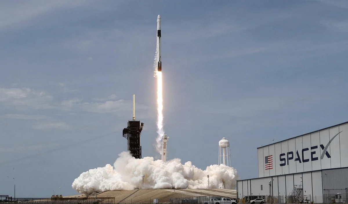 Elon Musk's SpaceX to raise over $25 billion in blockbuster 2026 IPO, source says