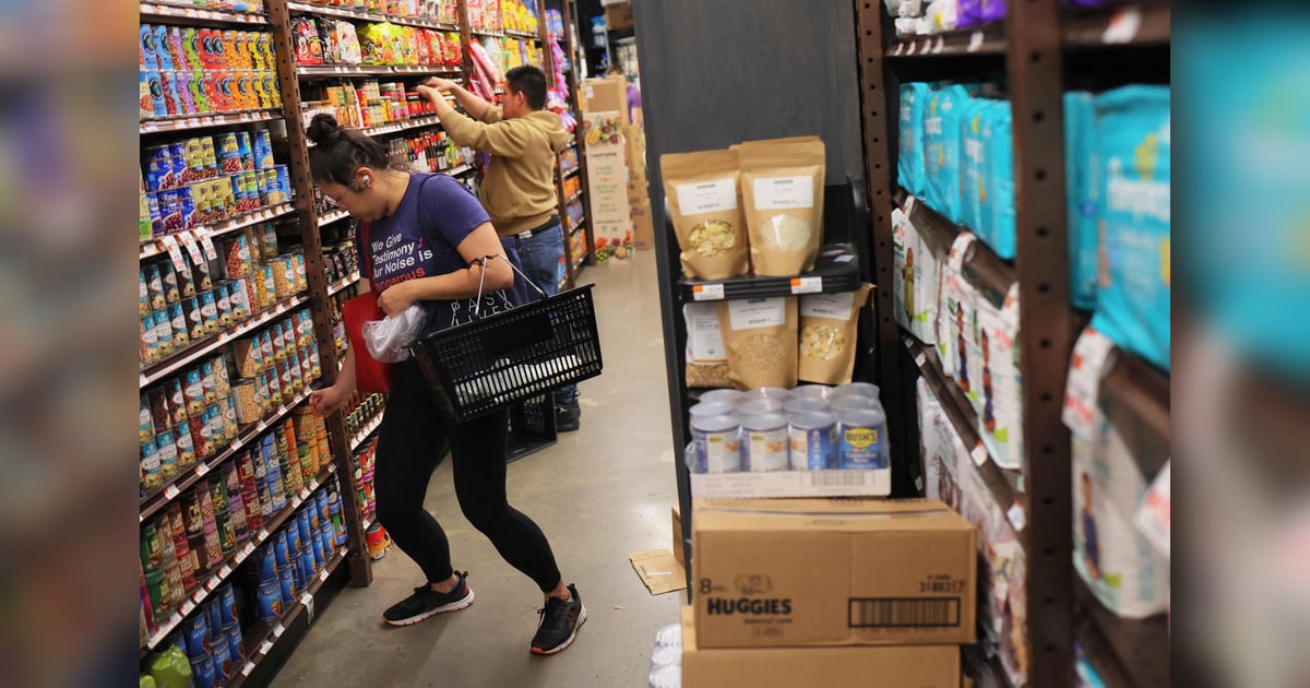 Us Consumer Prices Rise Moderately Underlying Inflation Strong Us Consumer Prices Rise Moderately Underlying Inflation Strong