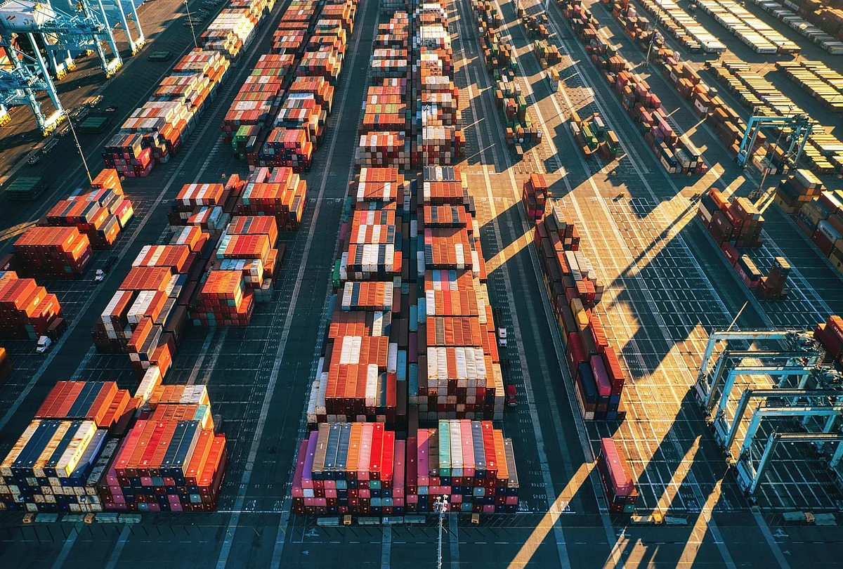 Asia Pacific, the Americas and Australia drive DP World volume growth ...