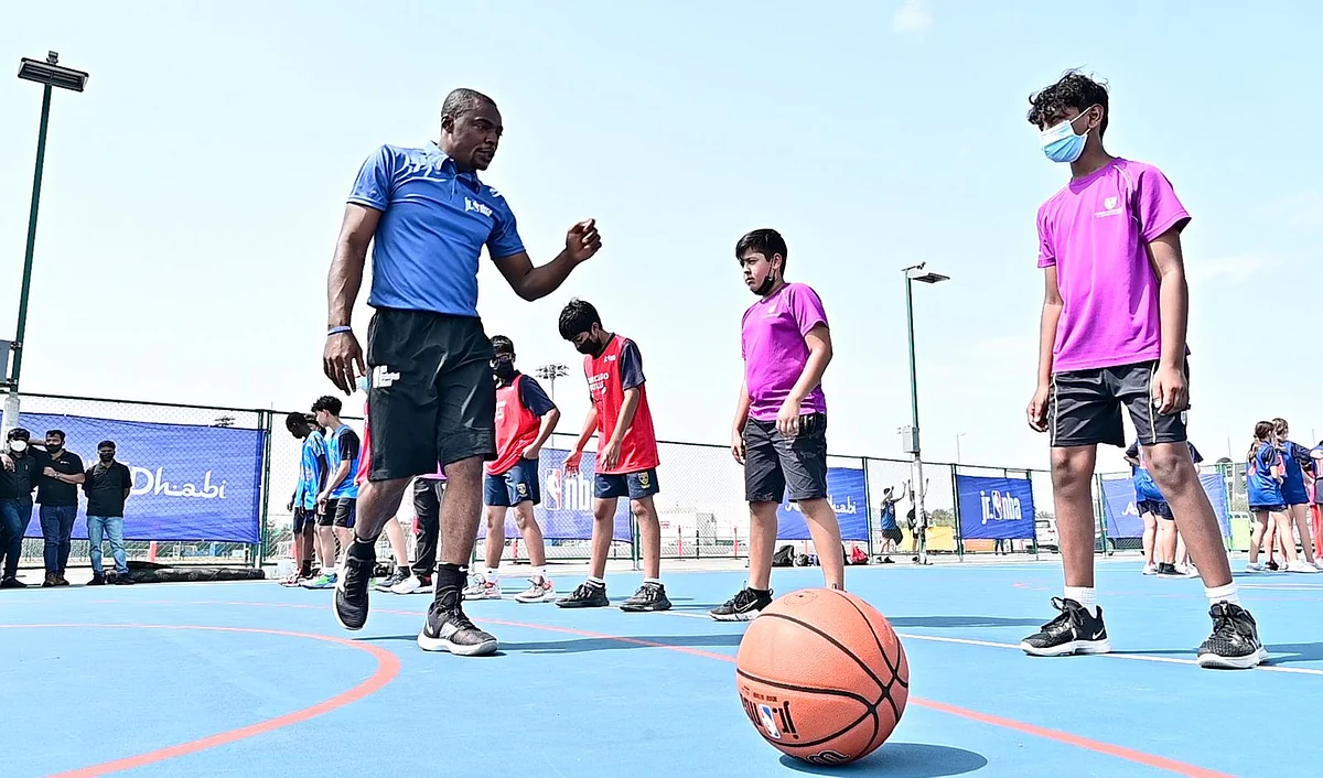 UAE: NBA coaches in Abu Dhabi to train aspiring basketball players ...