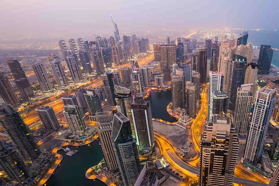 Dubai führt im fünften Jahr in Folge das Ranking der Greenfield-Auslandsdirektinvestitionen an. Dubai führt im fünften Jahr in Folge das Ranking der Greenfield-Auslandsdirektinvestitionen an.