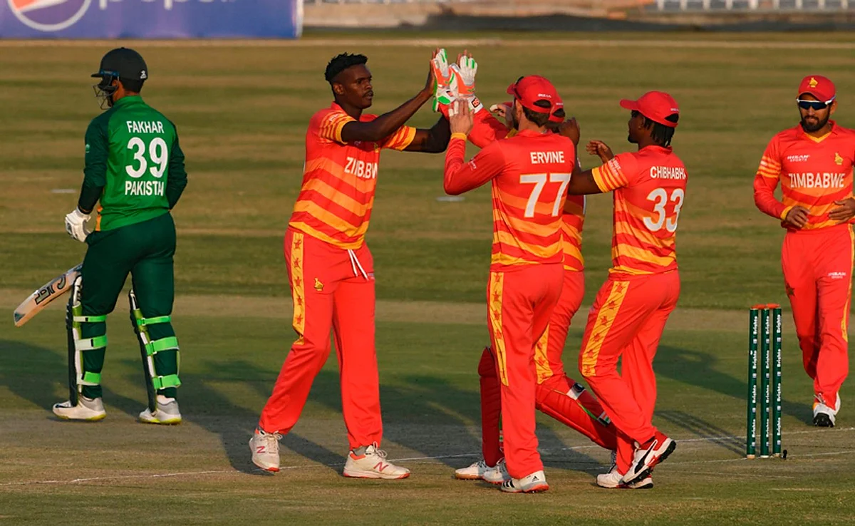 Zimbabwe beat Pakistan in Super Over to end ODI losing run | Khaleej Times