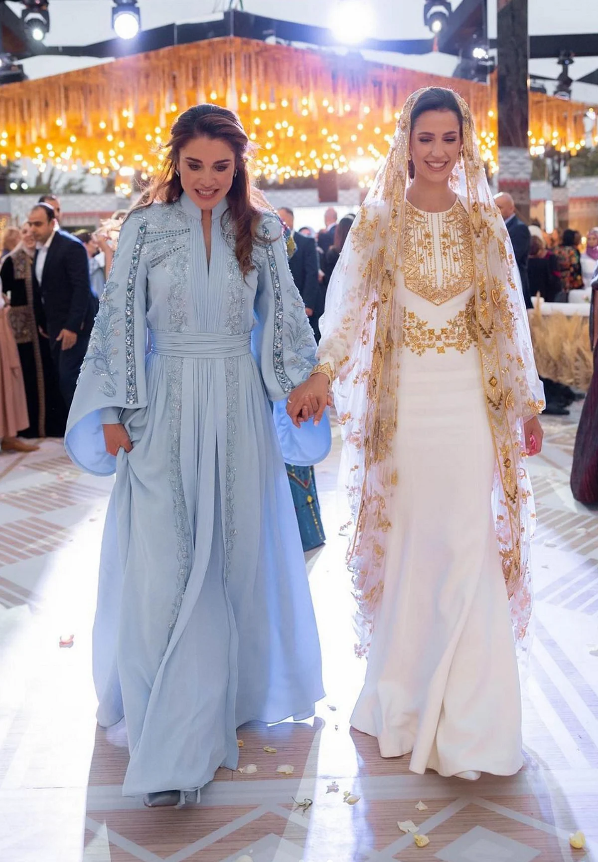 Hena Rania Look: Queen Rania shares pictures of pre-wedding henna ceremony of her ...