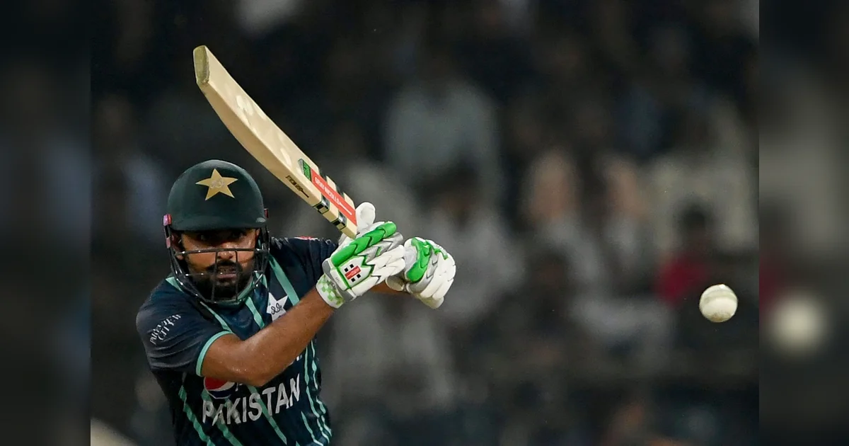 Sixth T20I: Azam matches Kohli to lift Pakistan to 169-6 against England