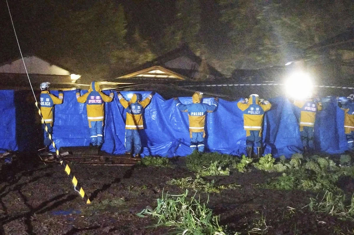 Woman In Her 90s Rescued Alive 124 Hours After Japan S Deadly