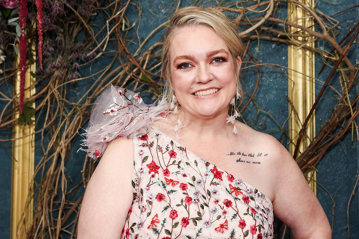 colleen-hoover-novel-reminders-of-him-to-be-adapted-into-movie