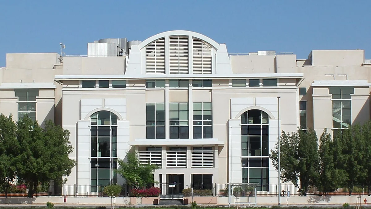 Dubai university offers up to 100% scholarships for UAE, GCC students amid regional disruption